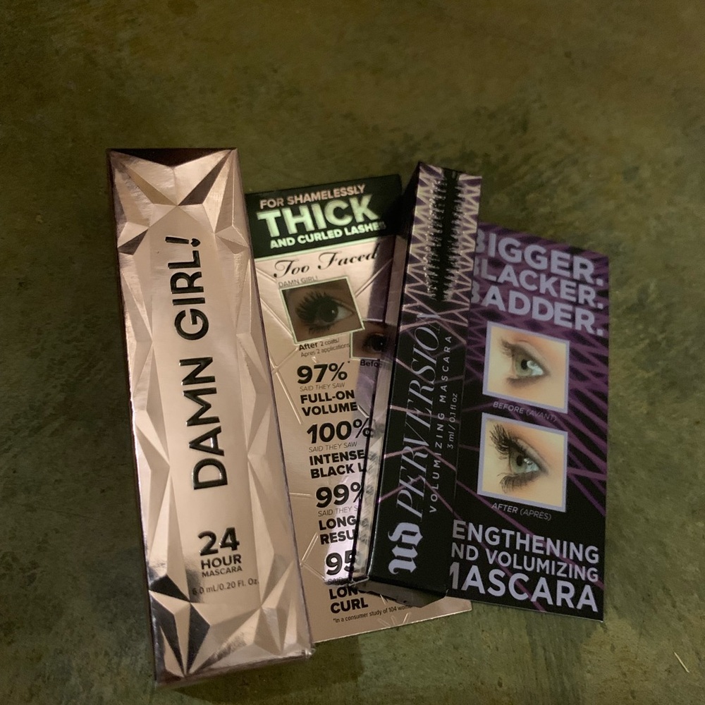 Set of two mini mascaras